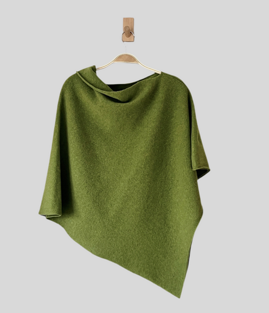 Poncho moss green merino lambswool
