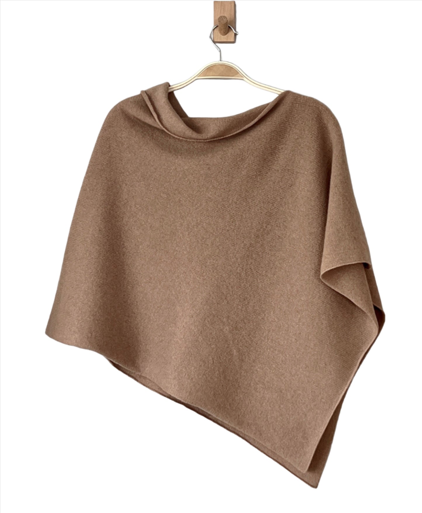 Poncho camel brown merino lambswool