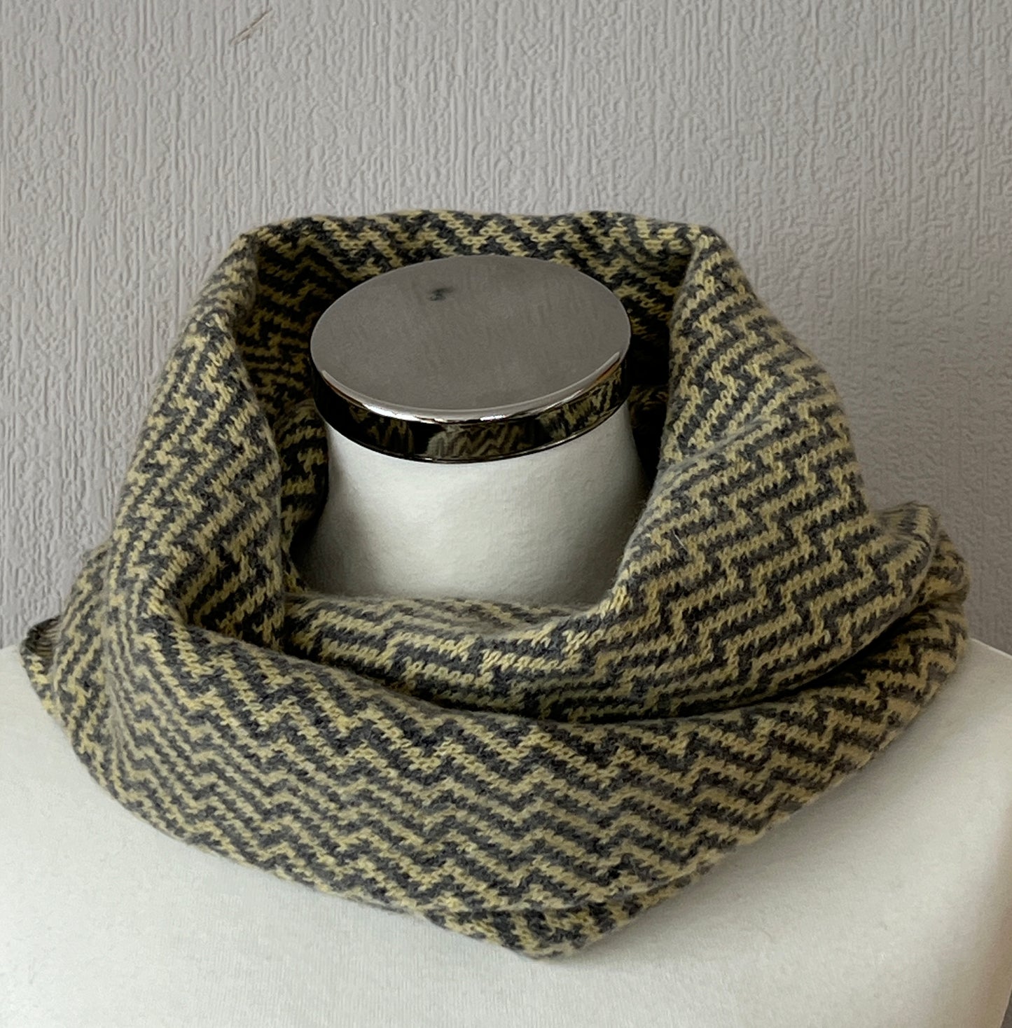Neck warmer, cowl, snood with fair isle pattern soft merino lambswool