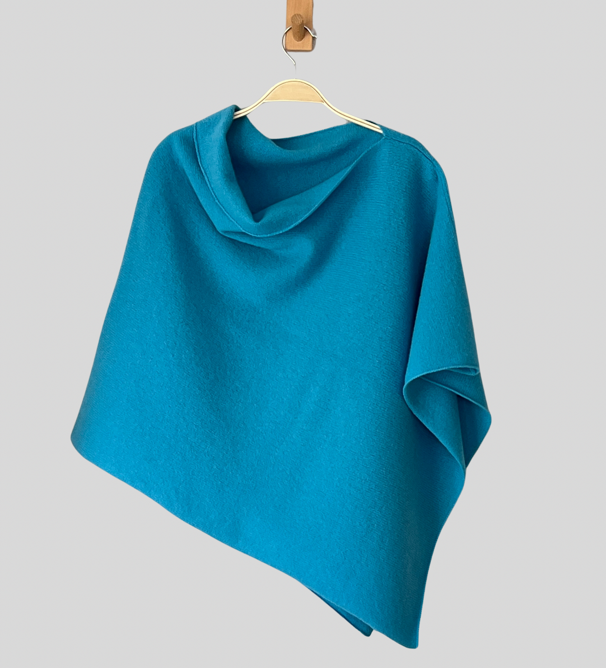 FinesseKnits turquoise merino lambswool poncho
