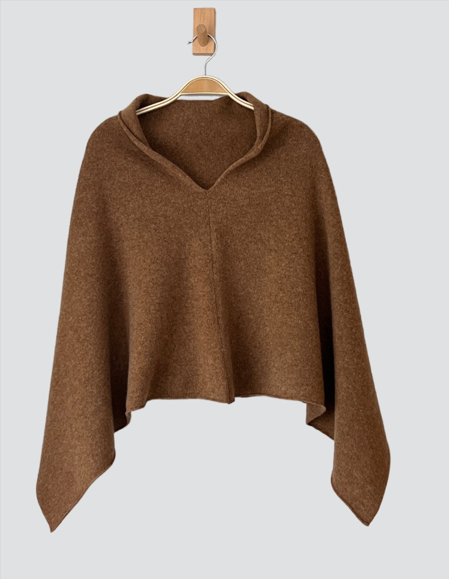 Poncho drift wood brown merino lambswool
