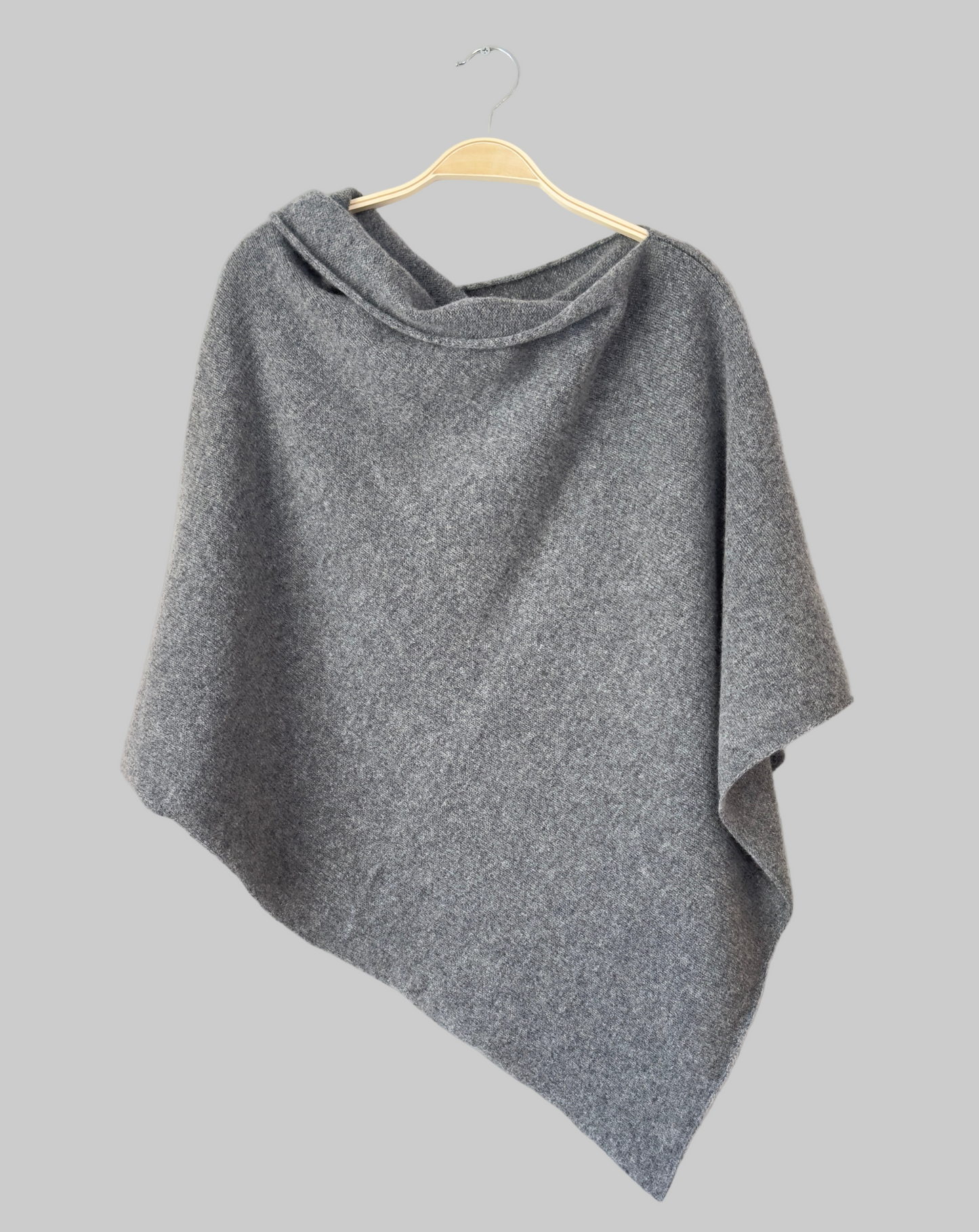 Poncho uniform grey merino lambswool