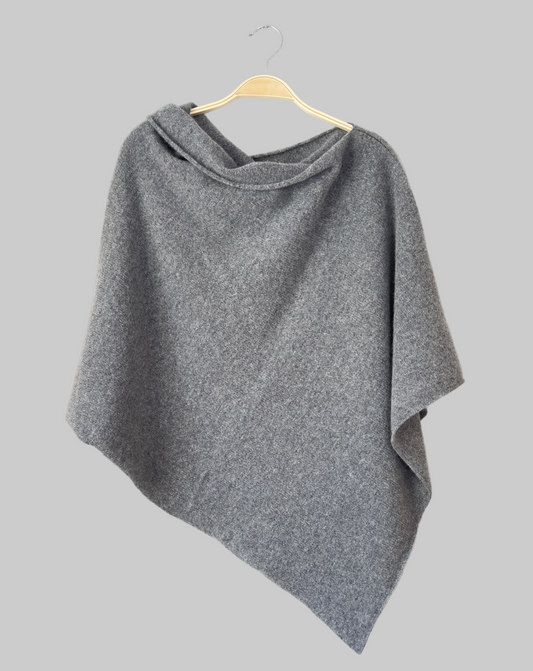 Poncho uniform grey merino lambswool