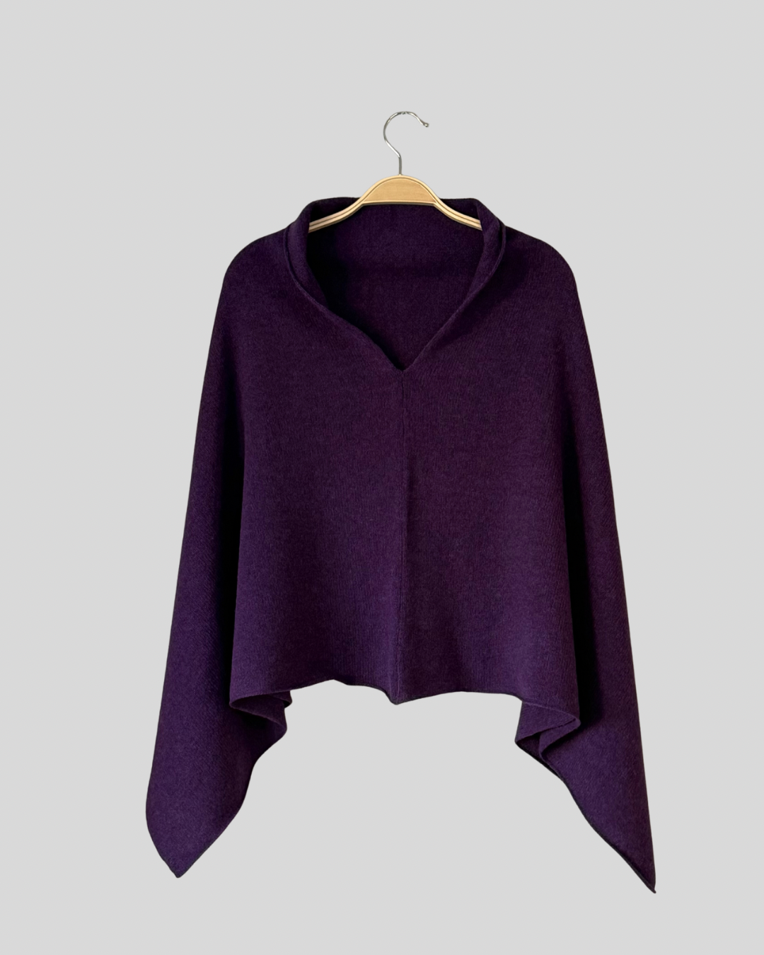Poncho lupin purple merino lambswool
