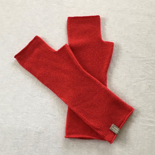 FinesseKnits, poppy red mittens