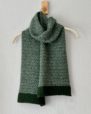 Finesse Knits, long scarf rosemary and bean green, merino wool, lambs wool