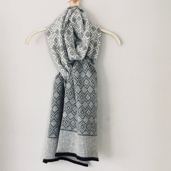 Scarf -soft merino lambswool Scandi scarf in cream and uniform grey